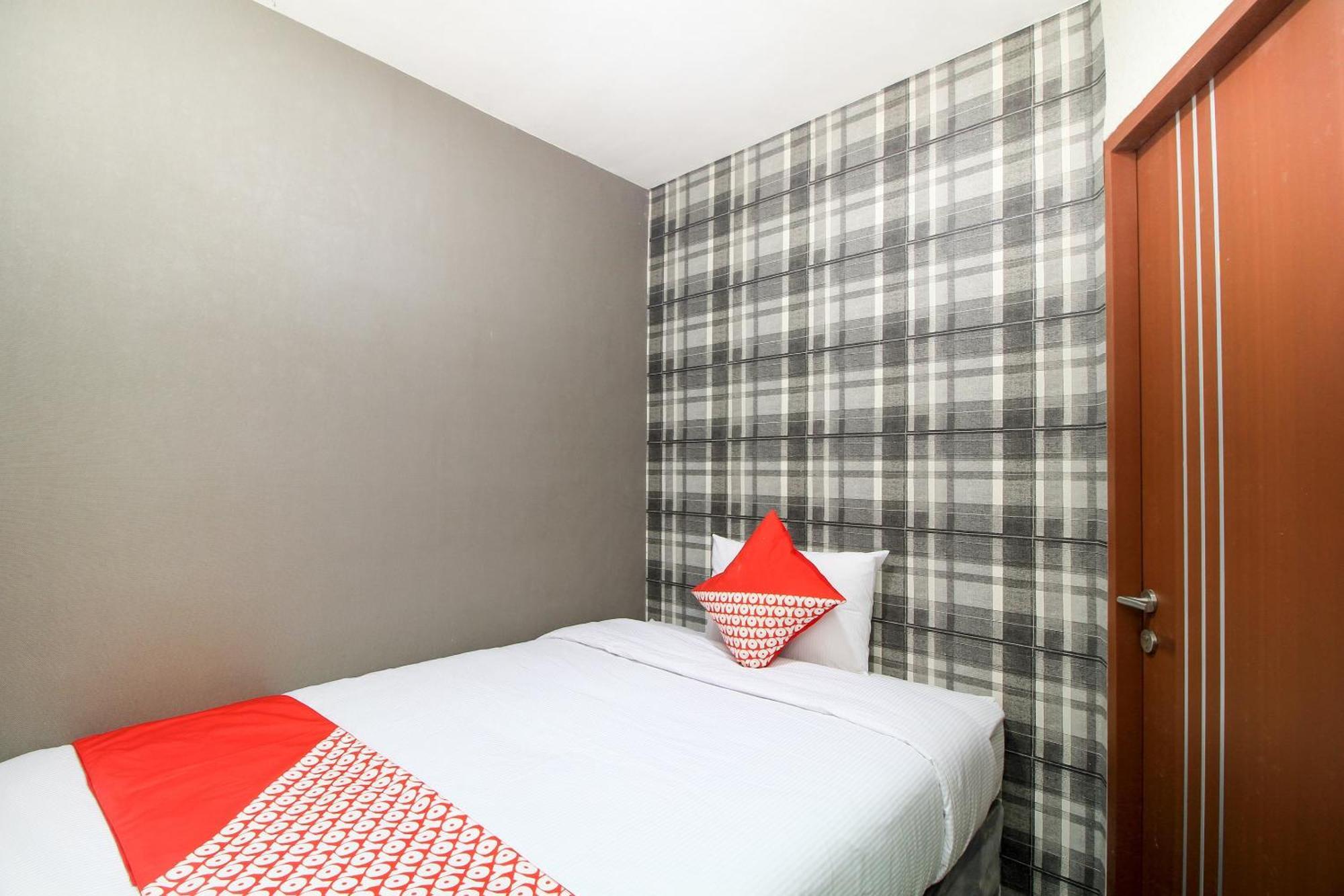 Super Oyo Capital O 217 A1 Hotel Surabaja Zewnętrze zdjęcie