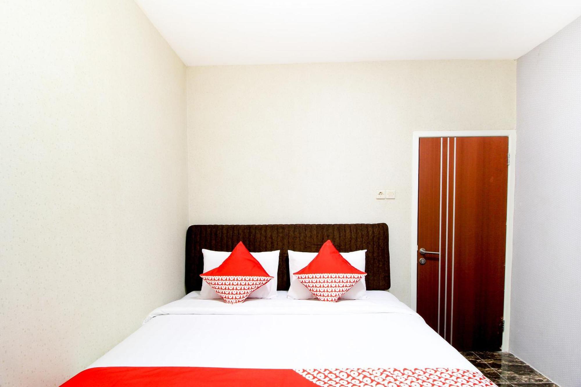 Super Oyo Capital O 217 A1 Hotel Surabaja Zewnętrze zdjęcie